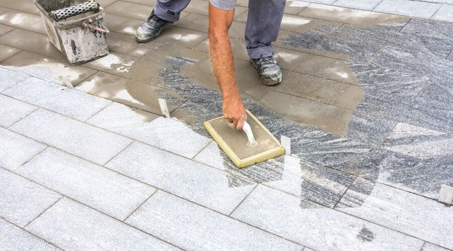 Professional gutter cleaning in Luray, VA